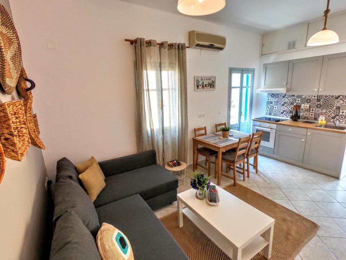 Ritzi Apartment Simi Eksteriør billede